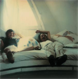 Andrei Tarkovski y Tonino Guerra en 1979, en casa de Antonioni